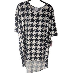 ⭐️Buy 1, Get 2nd 1/2 OFF⭐️LuLaRoe Irma Houndstooth Top Shirt M Black and White